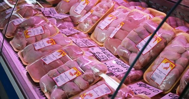 Россиян предупредили о возможном подорожании куриного мяса