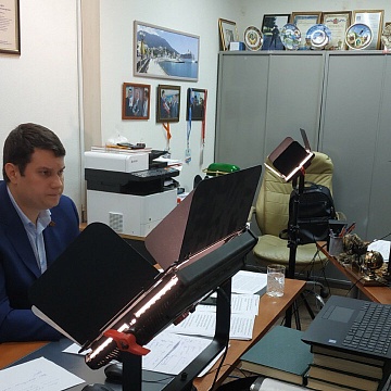 Депутат-коммунист Алексей Лебедев провел круглый стол (онлайн), посвященный Международному дню защиты детей