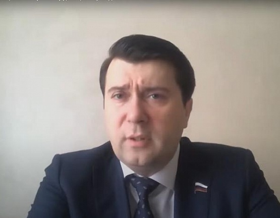 Олег Лебедев на телеканале «Россия-24» поддержал законопроект, запрещающий высаживать детей из общественного транспорта