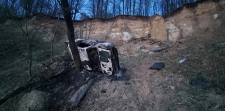 На дне Демидовского карьера в Туле обнаружена сгоревшая машина с трупом