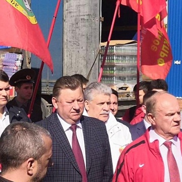 Тульские коммунисты к Дню защиты детей приняли участие в формировании 97-го гуманитарного конвоя ЦК КПРФ на Донбасс