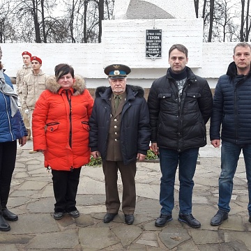 В Алексине прошли городские мероприятия, посвященные 78-ой годовщине освобождения г. Алексина от немецко-фашистских захватчиков!
