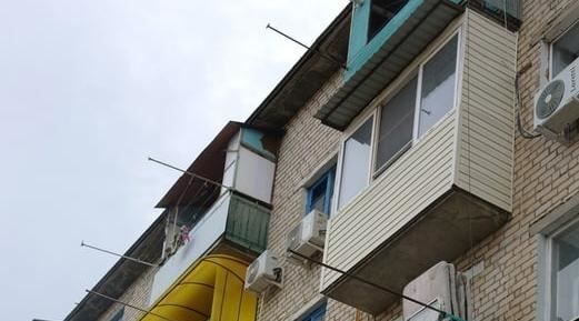 В России могут начать штрафовать за неправильно остекленные балконы