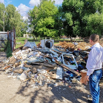 Донской завален мусором из-за халатности "МСК-НТ"