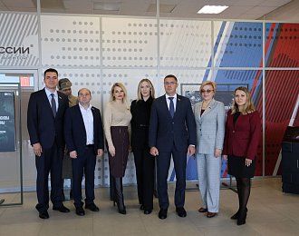 Депутаты фракции КПРФ в Тульской городской Думе посетили выставку «Битва за Москву» которая открылась в парке «Патриот-Тула»