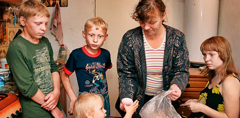 Каждый четвертый ребенок в России живет в нищете