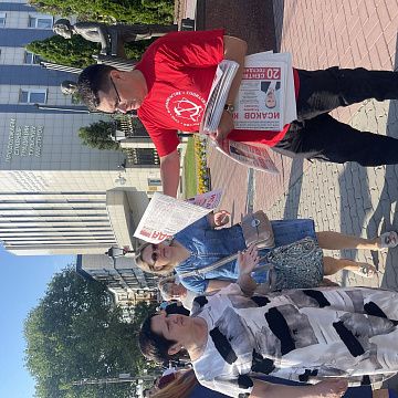 Алексей Лебедев возглавляет рейды КПРФ по раздаче партийных газет в Туле