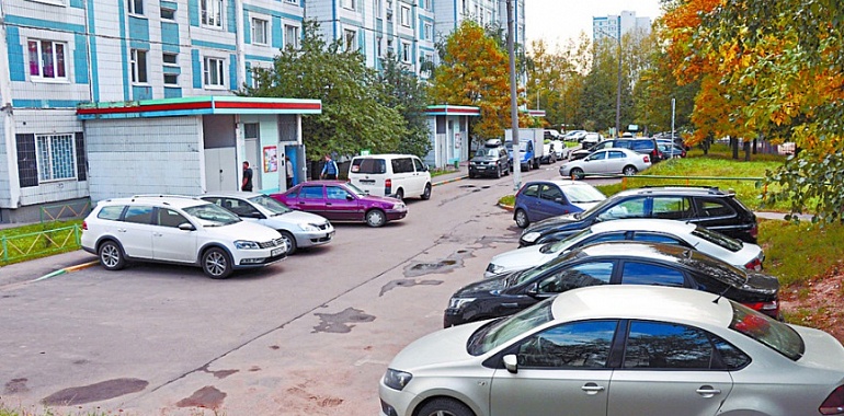 Автоводителей из РФ предупредили о высокой активности воров на парковках