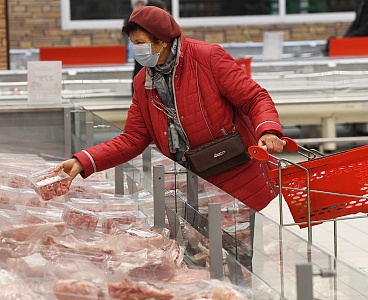 Производители кормов предупредили о риске подорожания свинины и птицы