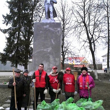 Забота о памятниках советской эпохи – важнейшее направление деятельности тульских коммунистов