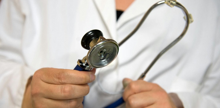 Более 40% россиян не доверяют врачам