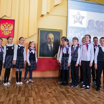 Тульский обком КПРФ дал старт циклу Ленинских уроков в школах области