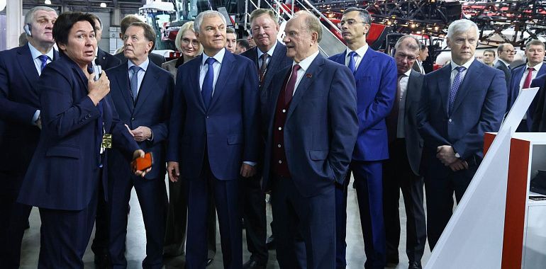 Депутаты фракции КПРФ посетили международную выставку «АГРОСАЛОН-2026»