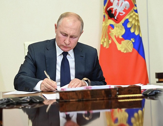 Путин поручил продлить льготную ипотеку по 8% до июля 2024 года